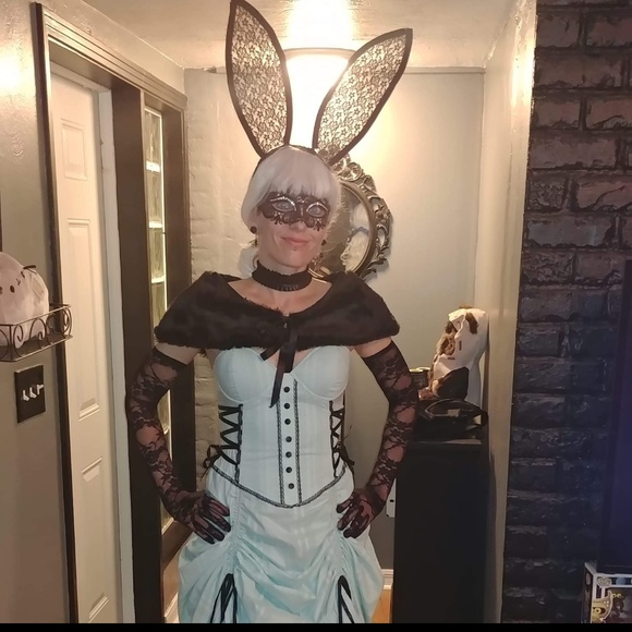 Meet the Posher 👋 - Picture 1 of 1